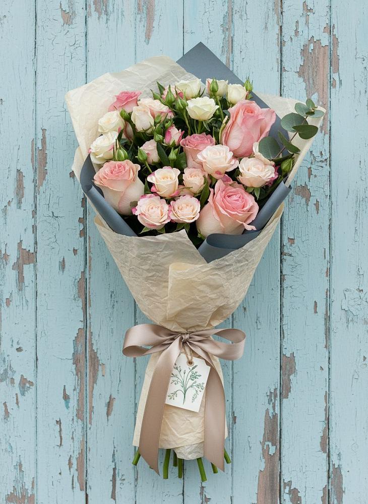 Букет цветов из: Розы в Курманаевка