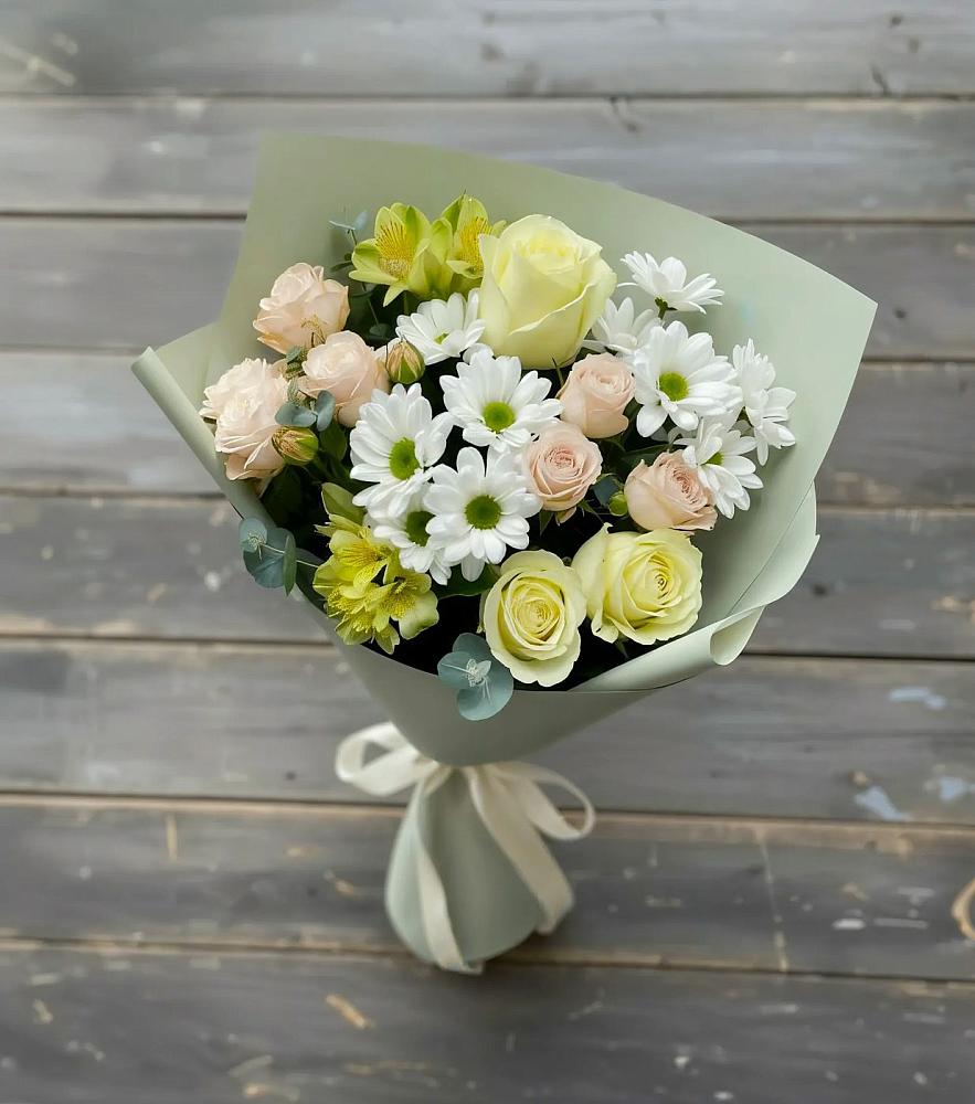 Букет цветов из: Альстромерии, Розы и Хризантемы в Курманаевка