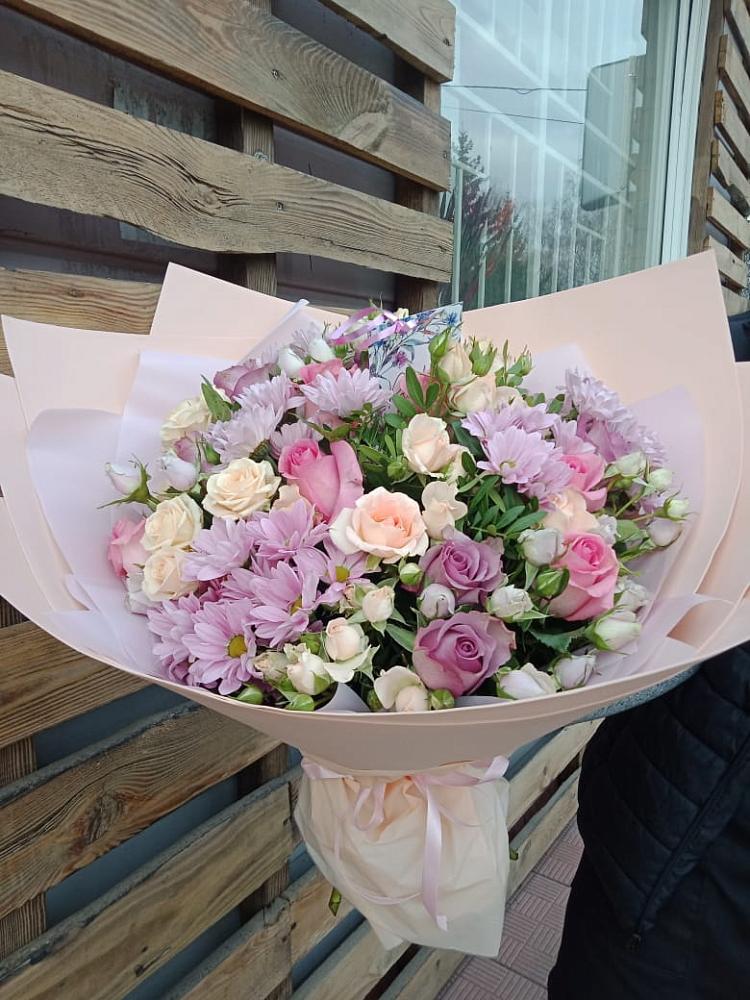 Букет цветов из: Розы и Хризантемы в Курманаевка