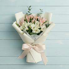 Букет цветов из:  Альстромерии в Курманаевка