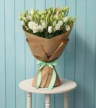 Букет цветов из:  Лизиантусы в Курманаевка