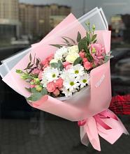 Букет цветов из:  Розы, Лизиантусы и Хризантемы в Курманаевка
