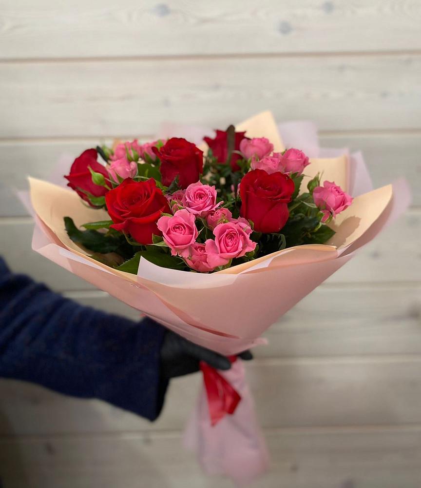 Букет цветов из: Розы в Курманаевка
