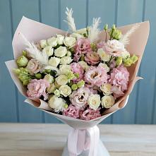 Букет цветов из:  Альстромерии и Розы в Курманаевка