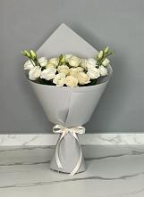 Букет цветов из:  Розы и Лизиантусы в Курманаевка